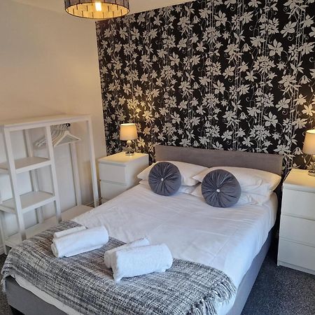 Hereford - Mayflower Coach House, Modern 2 Bedroom Property With Parking, Located South Of Hereford City, Suitable For Small Family, Couple Or Contractors - Sleeps Up To 5 Guests - Hosted By Rentmyhouse 외부 사진