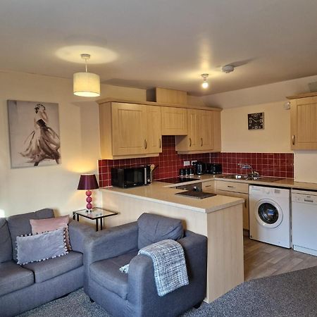 Hereford - Mayflower Coach House, Modern 2 Bedroom Property With Parking, Located South Of Hereford City, Suitable For Small Family, Couple Or Contractors - Sleeps Up To 5 Guests - Hosted By Rentmyhouse 외부 사진